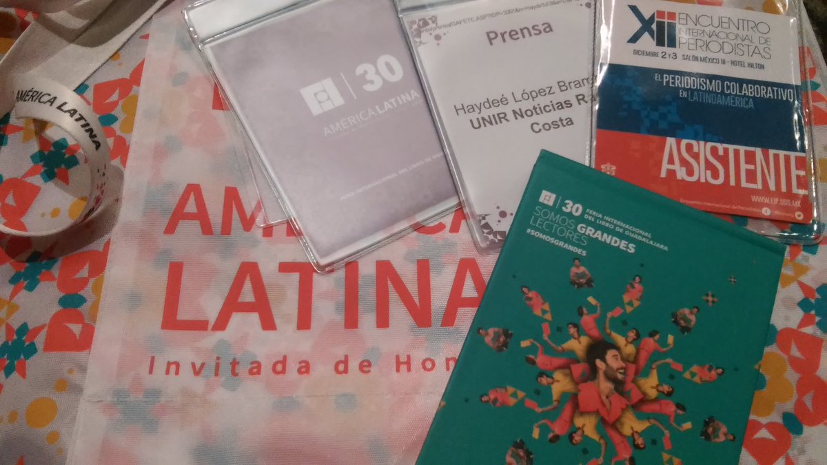Haydee_LB's tweet photo. Aquí andamos #EIPeriodistas #EIP2016 #FILGuadalajara30 #FIL2016 https://t.co/R3cvAyXmsC