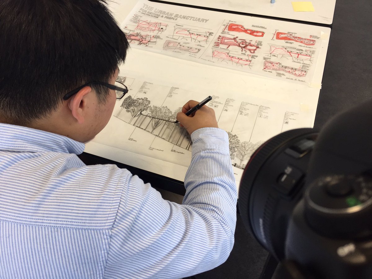 picturestorypro's tweet photo. Best views @TheArtsTower today with Hong Kong's designers of the future studying @LandscapeSheff @SSoA_news https://t.co/rF4E1onaGD
