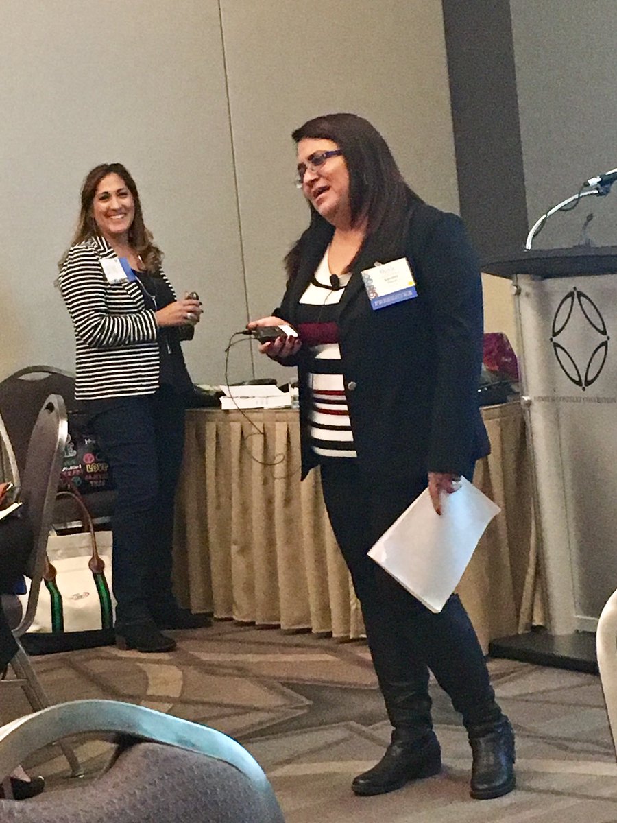 stephanieLCZ's tweet photo. Hacienda Heights rock stars presenting at the @lead4ward think! conference! Soooo proud of you guys! #ThinkPlayGo #THEDISTRICT https://t.co/LGC9WUJBtV