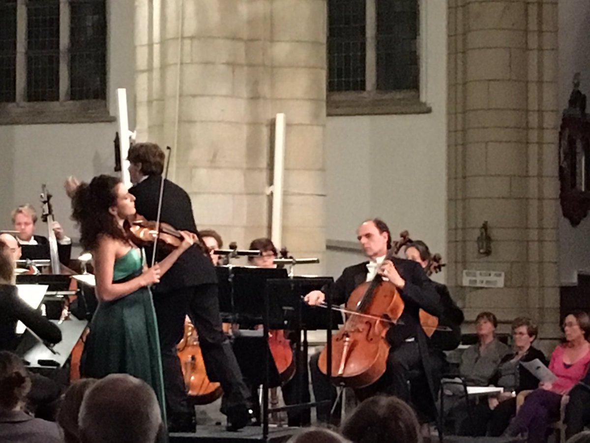 MPZeeland's tweet photo. Liza Ferschtman speelt Mendelssohn-Bartholdy. https://t.co/KD3zxiEhVY