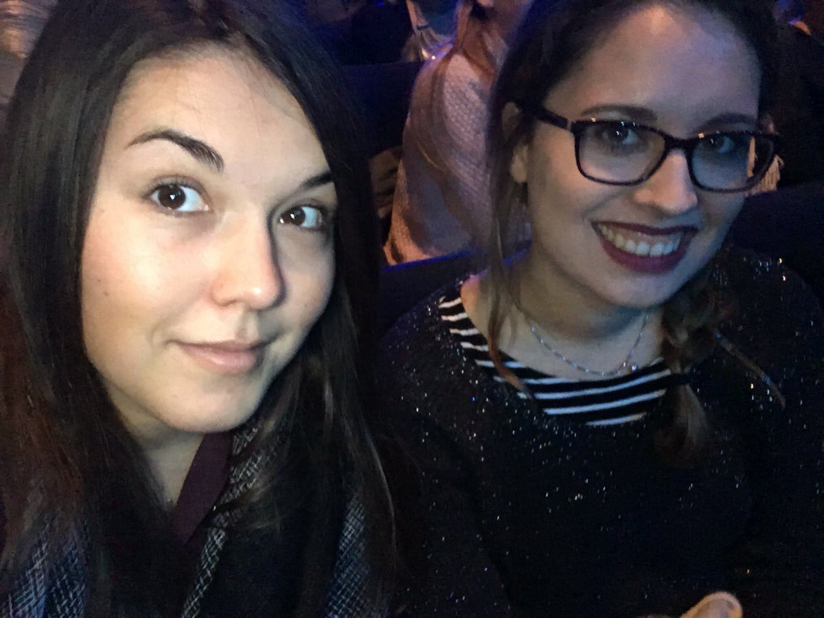 Adelie69's tweet photo. On attend #les3M ! Avec @lep_paula ! #mxcar #comediemusicale #lastnight #paris https://t.co/YYifP8imbj