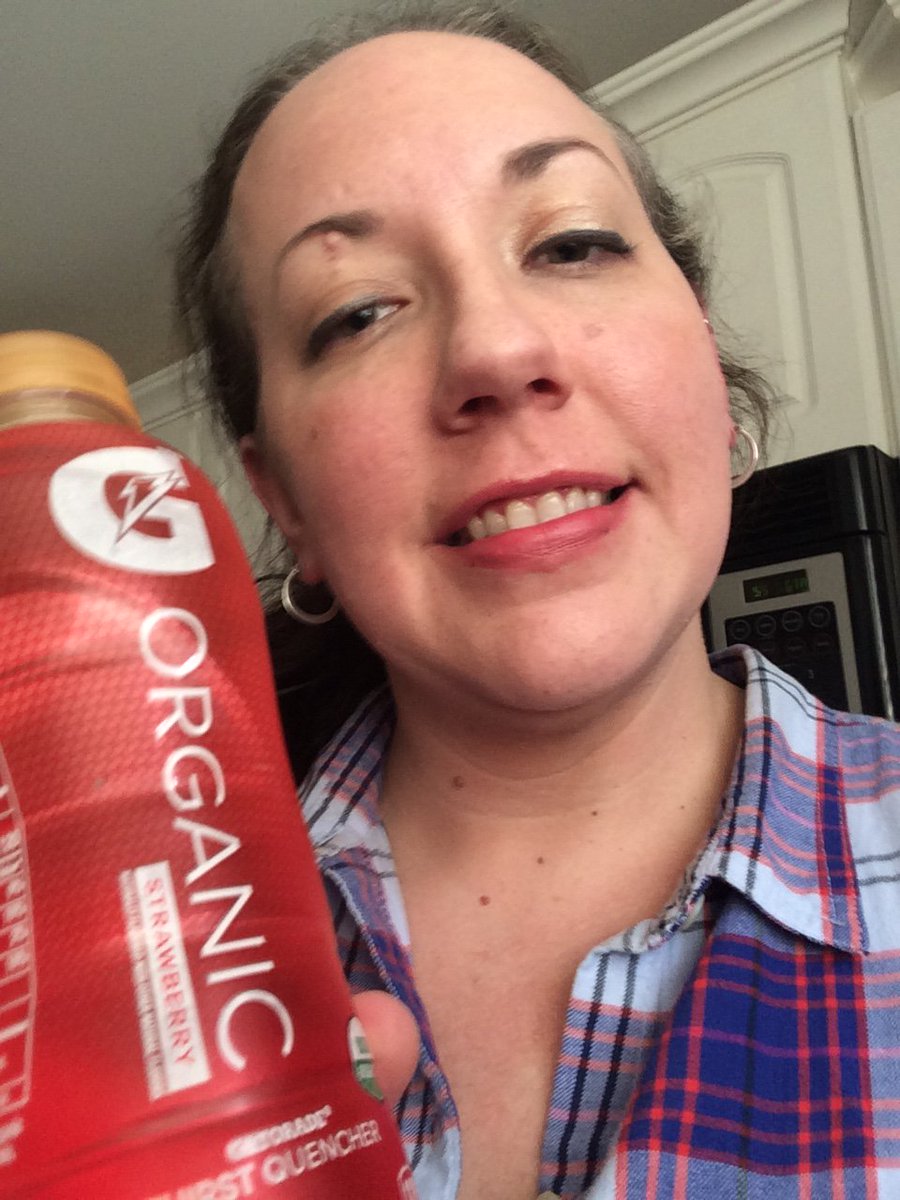 MissyJ1981's tweet photo. G Organic is the new refreshing organic Gatorade with only 7 ingredients and no artificial flavors or sweetners! Yum!
#GOrganic #Got It Free https://t.co/BaKPiTjNub