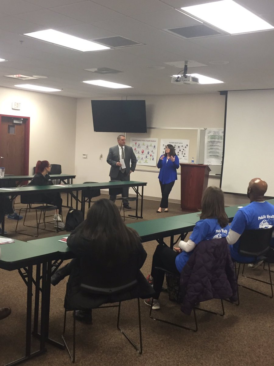 ACarman12's tweet photo. A BIG thank-you to the Laurel County Health Dept for the tour and discussion of your services! #UKCPH #seeblue https://t.co/jezWLQr5f2
