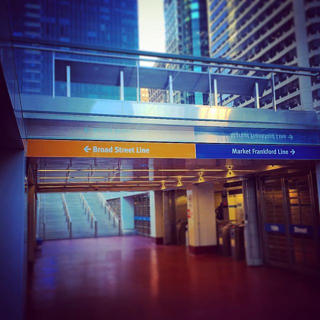 SEPTAPHILLY's tweet photo. So much to do [like @thefranklinflea] and so many ways to get there on SEPTA: https://t.co/ISg2Ryvdgg. #ISEPTAPHILLY https://t.co/9bD6itVCqu