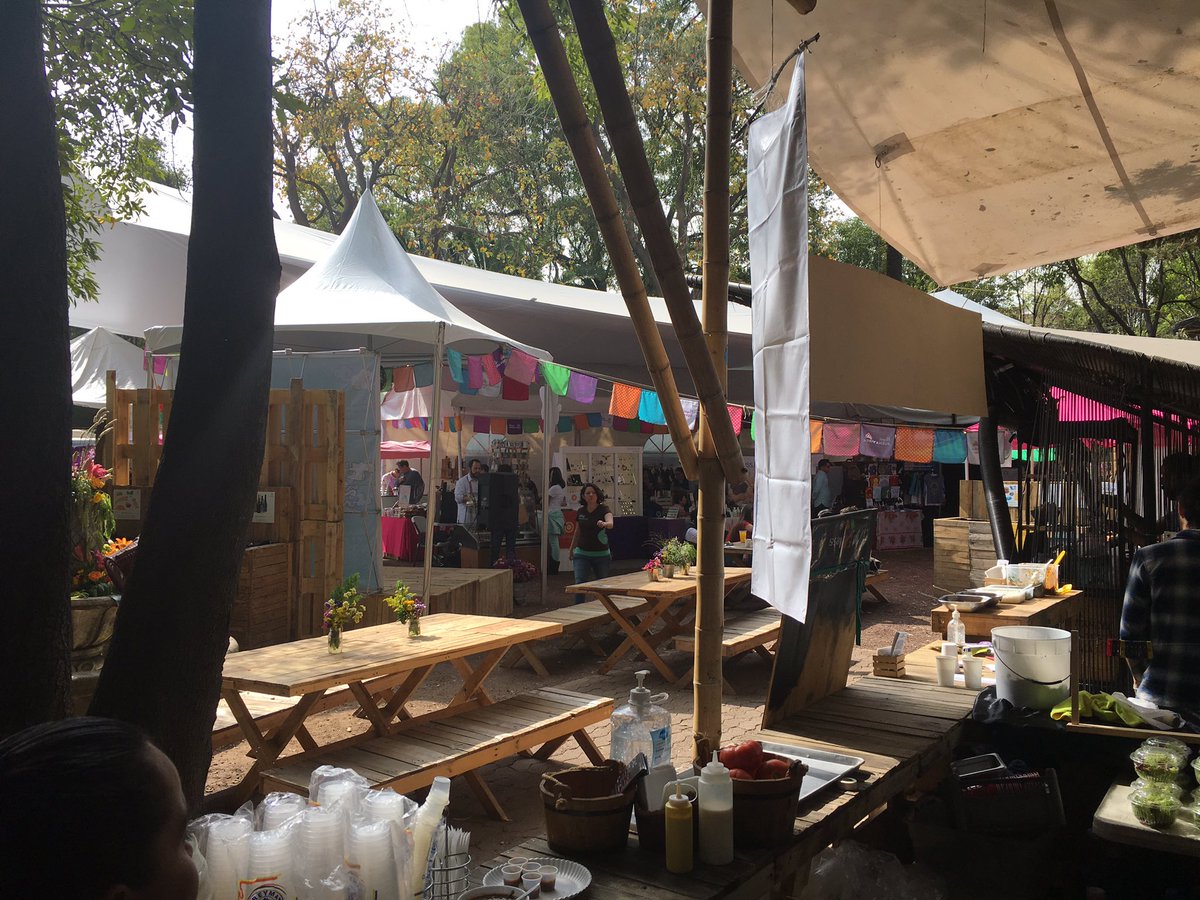 Meatlessbus's tweet image. Los estamos esperando, en @HuertoRomaVerde