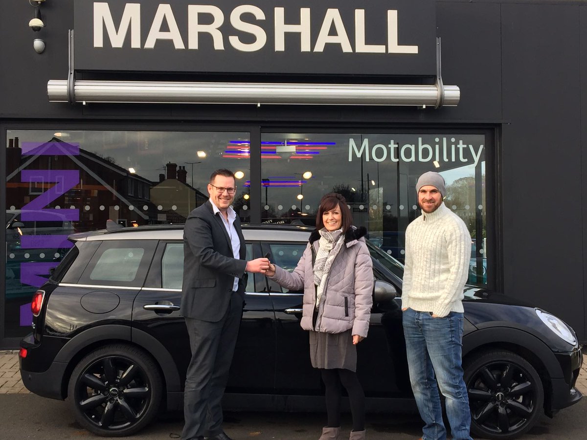 Marshall_MINI's tweet photo. Here's Joanne Kimble, the winner of our #SpotTheMINI competition collecting a #MINI for a week from @Marshall_MINI Grimsby #marshallmoments https://t.co/cPuMNM32RJ