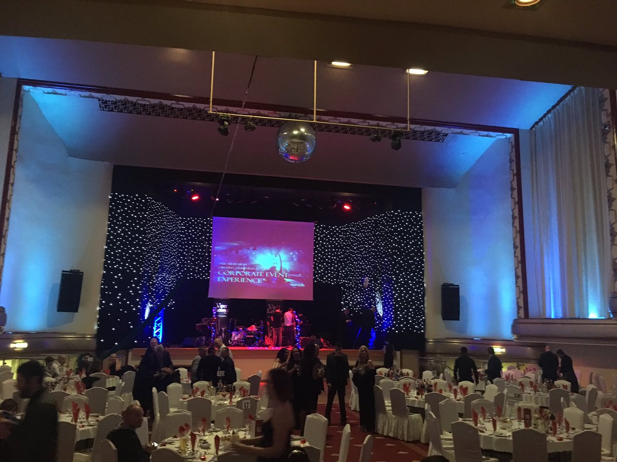 MountfordTom's tweet photo. We're here #moonlight16 https://t.co/MlODXXRuzn