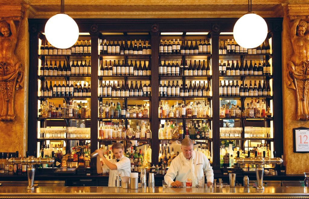 Meet <a href="/balthazarlondon/">Balthazar London</a>'s bar manager and our wine &amp; spirits buying manager in a cocktail evening at #SelfridgesLondon slfrd.gs/2gJk3D8