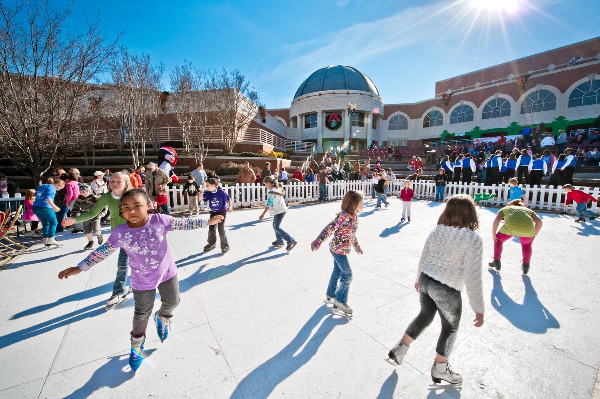 visityorkcounty's tweet photo. The #CV2016 fun continues! Which @ChristmasVille event is next on your list? #YorkCountySC https://t.co/ib2H6t7IPL