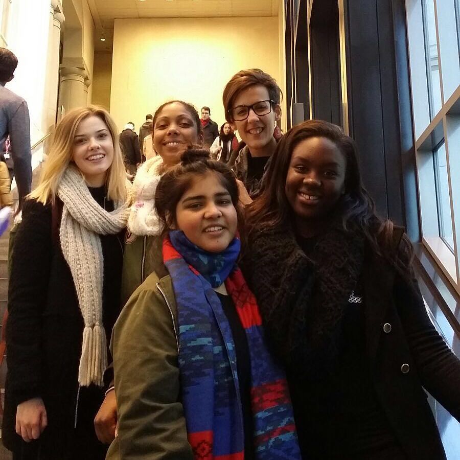 LSBMLondon's tweet image. Happy @masaeducation make-up students on a research day! Primary research is crucial to the development of ideas an…