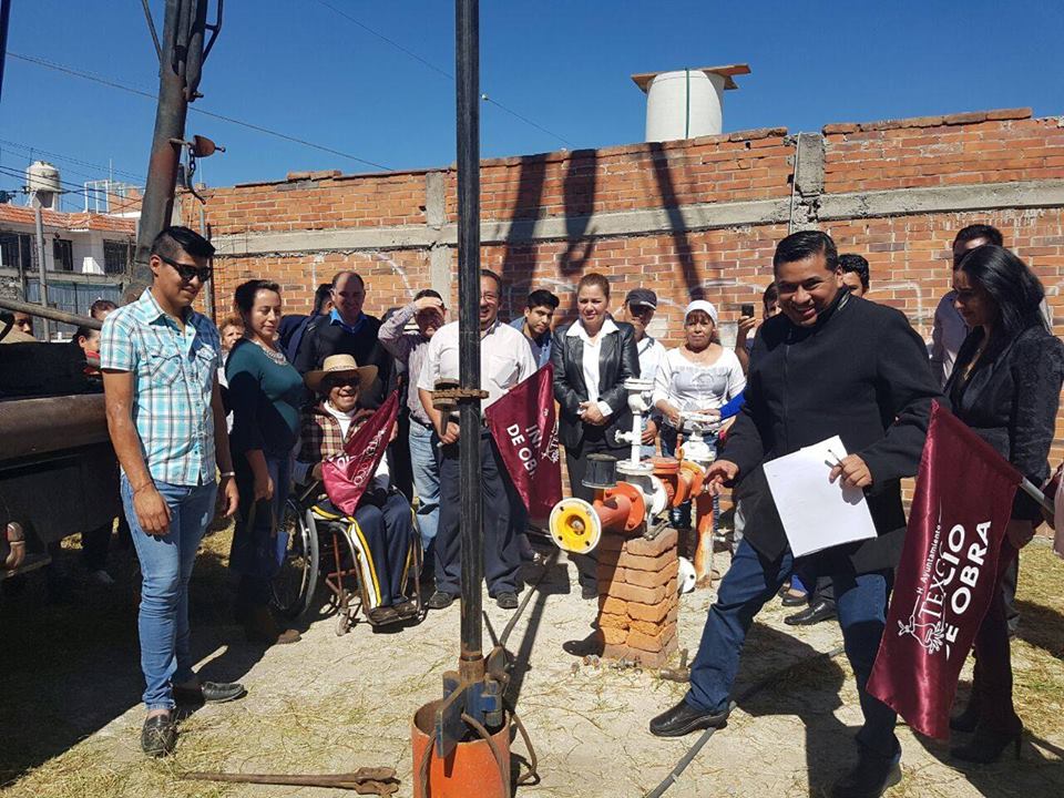 higinio_mtz's tweet photo. Villas de #Tolimpa tendrá nuevo pozo de #agua. Hoy se ha dado el banderazo de inicio de obra. https://t.co/QoHI2hXnOK