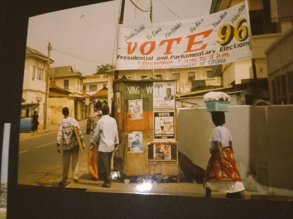 #GhanaDecides #ghanaelections #1996 #2016 #twentyyearsagotoday #Rawlings #NDC #Kufuor  #NPP
(1)