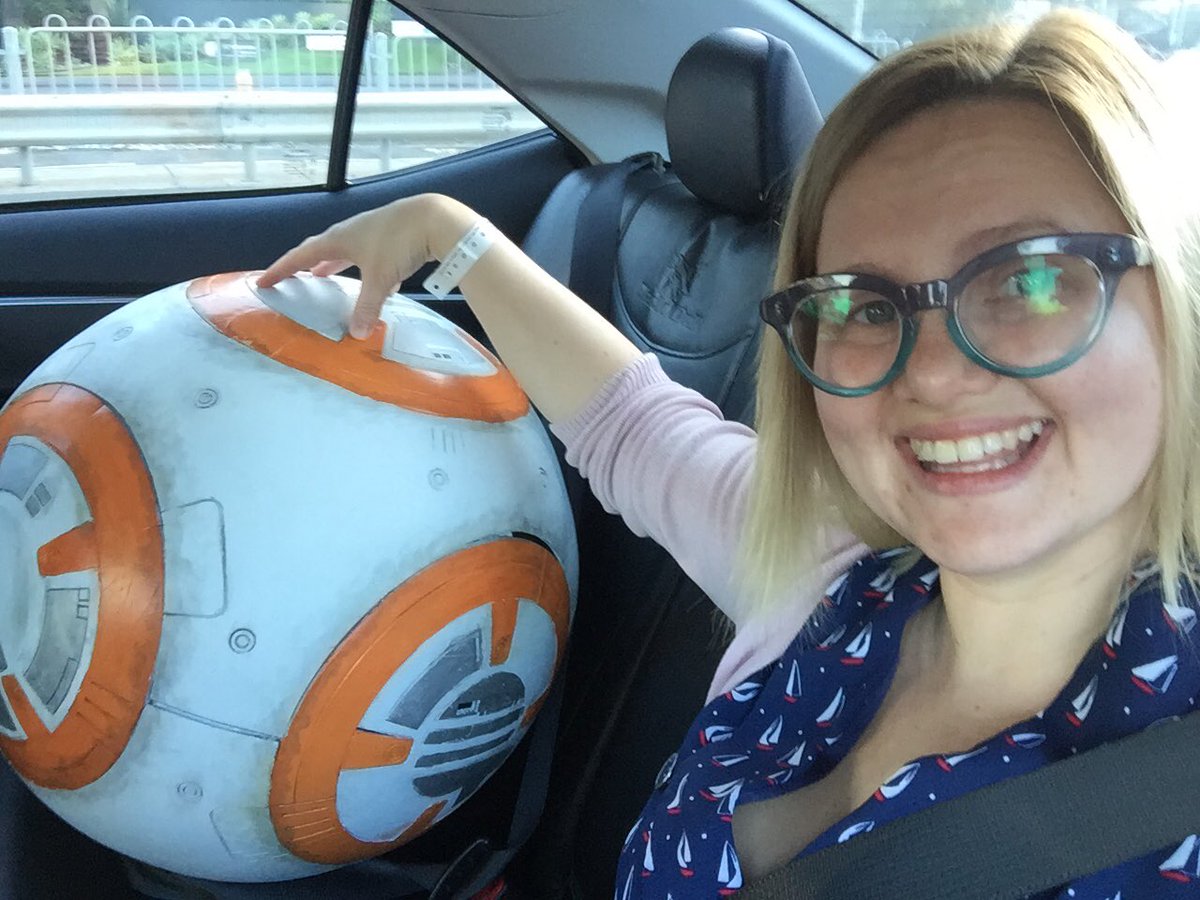 SarahMoran's tweet image. On my way to #futureassembly #FA16 to film @tsushow LIVE from 11am! Tune in: facebook.com/tsushow