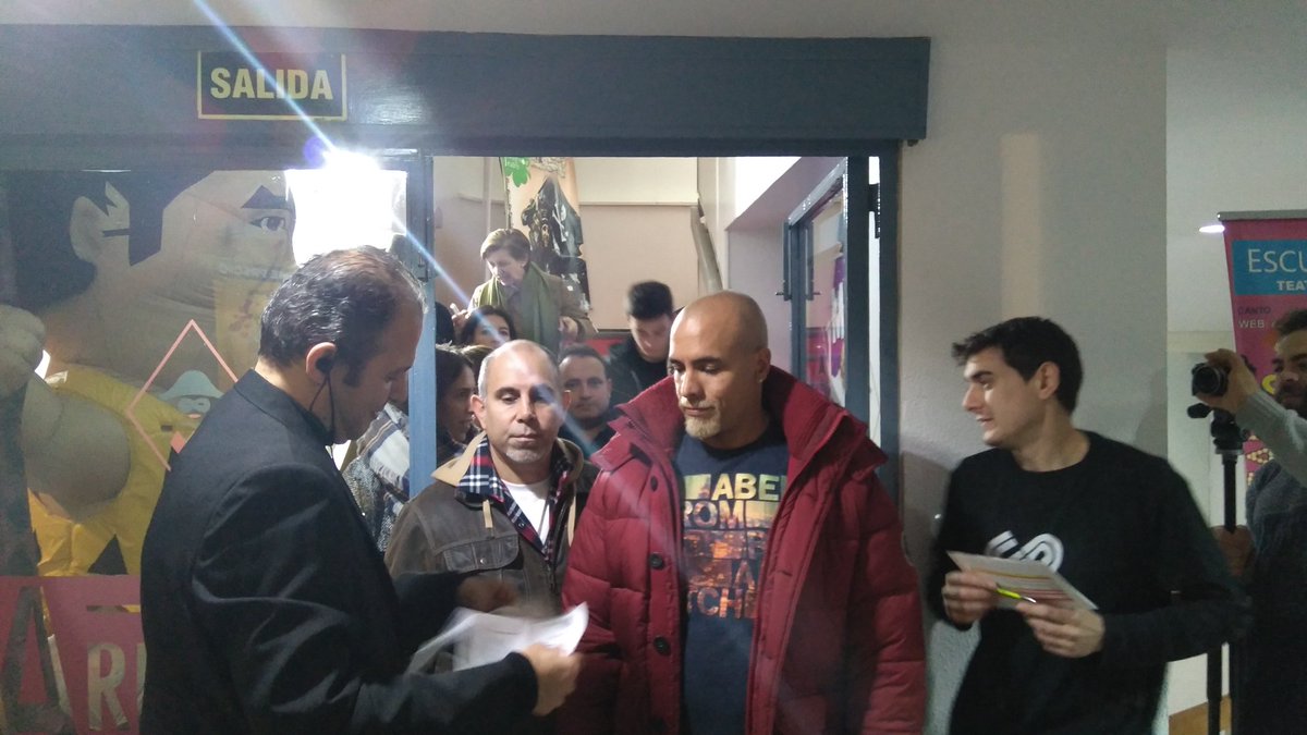 CANNAComedyTour's tweet photo. Empieza a llenarse el @ArlequinGranVia para la ÚLTIMA función del @CANNAComedyTour. https://t.co/mNrDLyBVt7