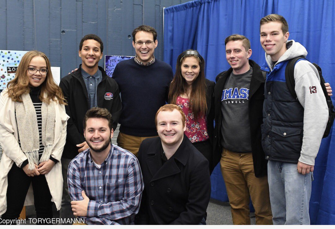 UML_FAHSS's tweet photo. @SteveKornacki today with #FAHSS @UMassLowell students. Great analysis of the 2016 election results. https://t.co/4GhUGturKn