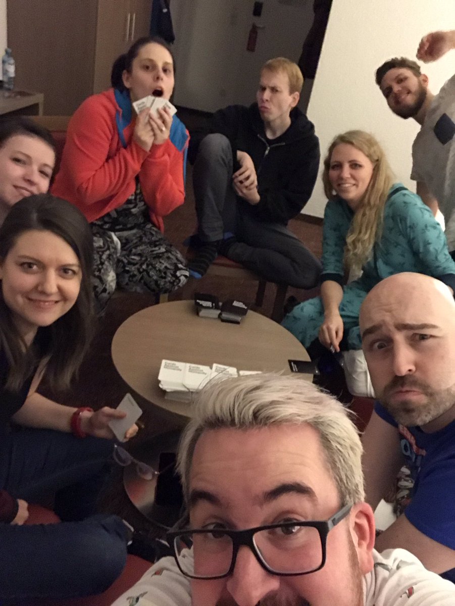 CAH @SteffiausBayern <a href="/Sir_Powerranger/">Sonja</a> <a href="/coldmirror/">Kaddi</a> <a href="/horroseltorros/">Soso und Naja</a> <a href="/CrashKnorre/">Laura S.</a> <a href="/LiveN360/">Nico S.</a> <a href="/TheDukeInPurple/">@the_duke@in-purple.de 🦣</a> #LifeisBeautiful