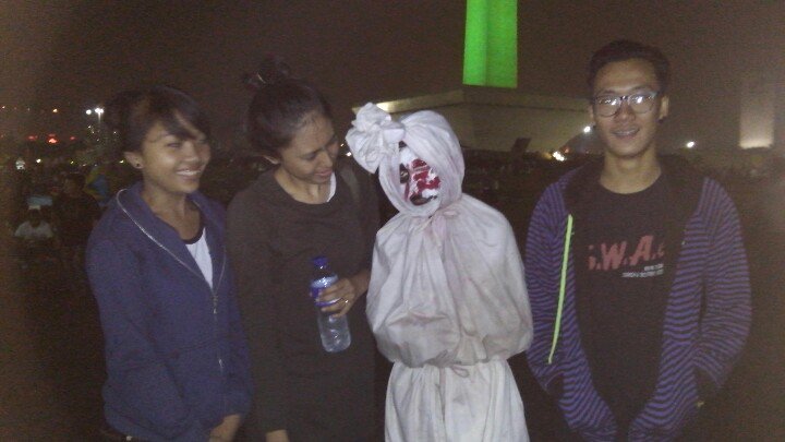 henhenha's tweet photo. "gimana rasanya jadi pocong cong?" https://t.co/HLNAwGuoYH