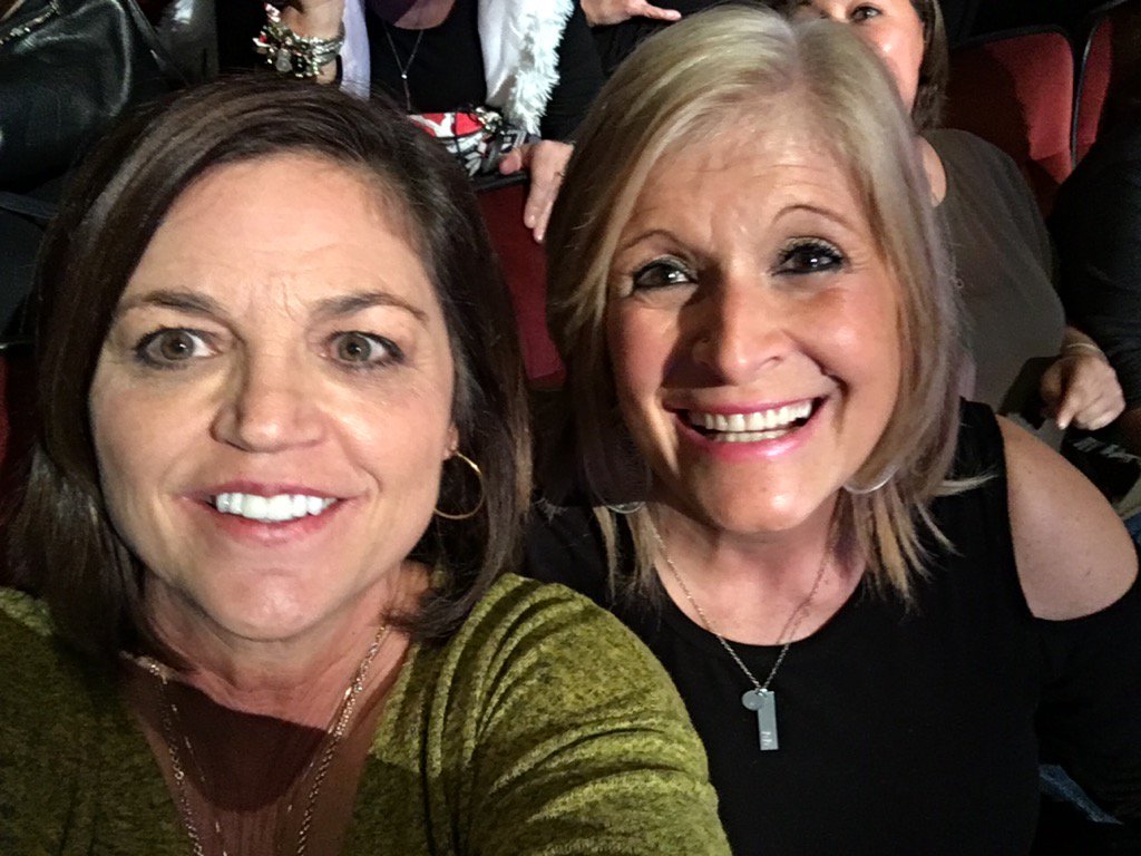 sh_benson's tweet photo. @donnyosmond We are smiling cause we mean it!  Bring us to the front row! https://t.co/qXiIoeOjOY