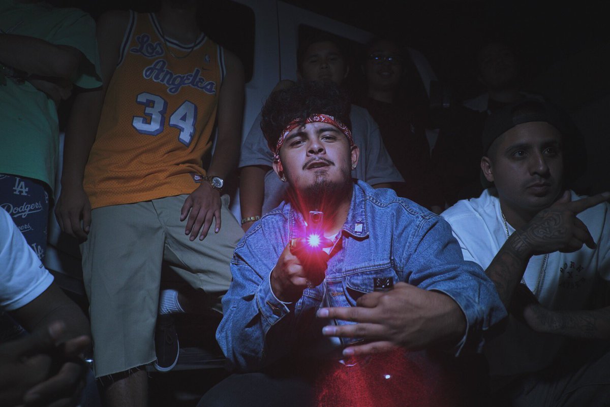 FRESHPres's tweet photo. shot some of the homie @Aston_Matthews new video "coldest night in hell" // https://t.co/wB8qz6ddfY https://t.co/NRjmyp3Mpa