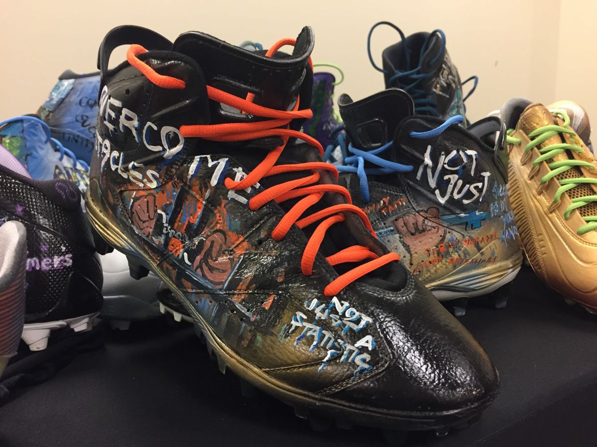 theadvocateno's tweet photo. Saints turn to local artist @Pappionartistry to add New Orleans flair to NFL's Cleats for a Cause https://t.co/keQr9u0LgG https://t.co/6BVVy5yn3X