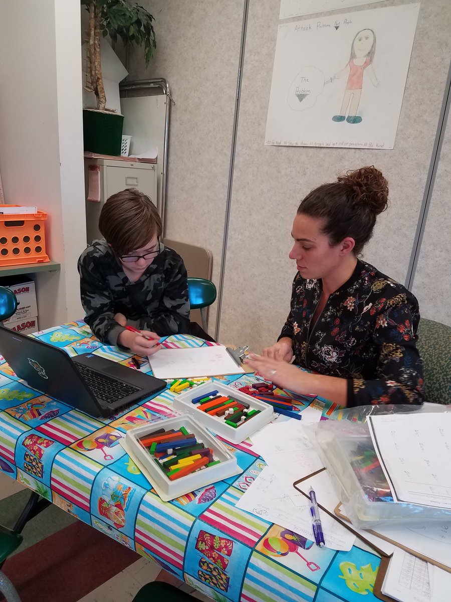 PorterMath6's tweet photo. The nitty gritty of fraction work! Kids working hard to learn more about fractions.  #brmsrocks @BRMSrocks @kegan_c https://t.co/BUjdgYqOrc