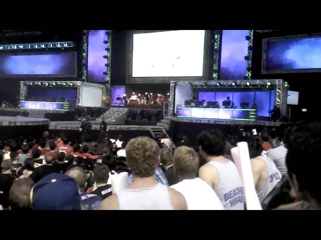 InternetDaily24's tweet image. Watch crowd lose their mind over sick stickman fight:
viid.me/qwVU3h