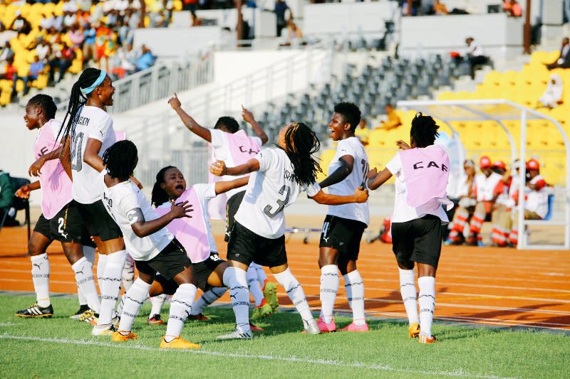 AmaPele10's tweet image. This is how far the Lord has brought us. A win today and a bronze medal. Thank you Baba God.  I owe you all the praise! #AWCON2016 #3y3Adom