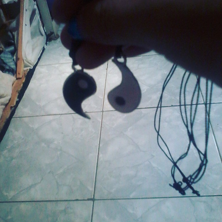 jamylefor's tweet image. meu  colar  da  minha  yrma  gemeas  eu  teo  yrma  gemeas