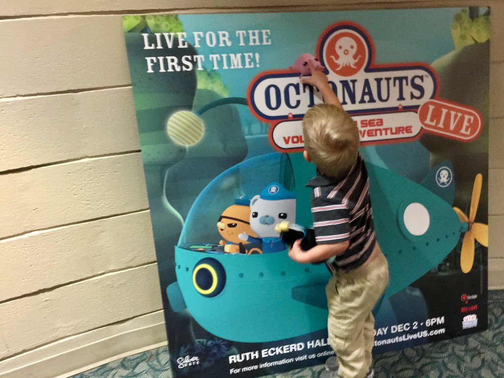 Getting ready for <a href="/octonautsliveuk/">Octonauts Live!</a>
 <a href="/RuthEckerdHall/">Ruth Eckerd Hall</a>