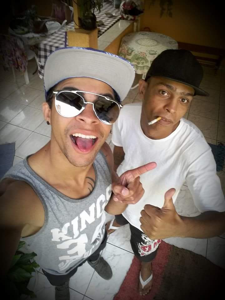 EversonZoio's tweet photo. Hoje é aniversario do alex parabéns irmao se é foda demais ❤🍃👊

DEIXEM PARABÉNS AI PRA ELE DEPOIS ELE VAI LER KKKK https://t.co/rIkmbqTnLc