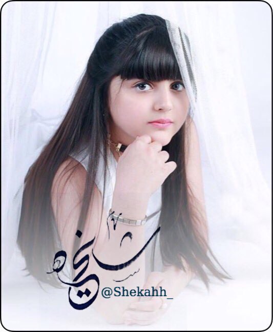 ما تغير فيني شي 
أنا نفس الي طفى 
نبضه و قلبه حي 
عقلت شوي 
ھديت شوي  ذبلت شوي 
يمكن لأني انصدمت 
بألف شي وشي ..💔