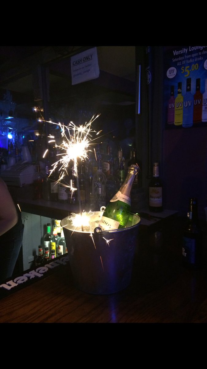 Varsity_Lounge's tweet photo. Weekend's gonna be lit. 
See you tonight 🍾🍾🍾 https://t.co/w4IFtLpiAx
