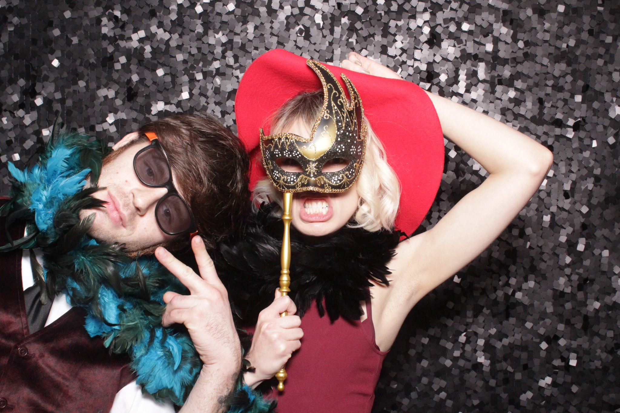 Hipstr Photo Booth on Twitter "Friday has us like… wheresmyboa 