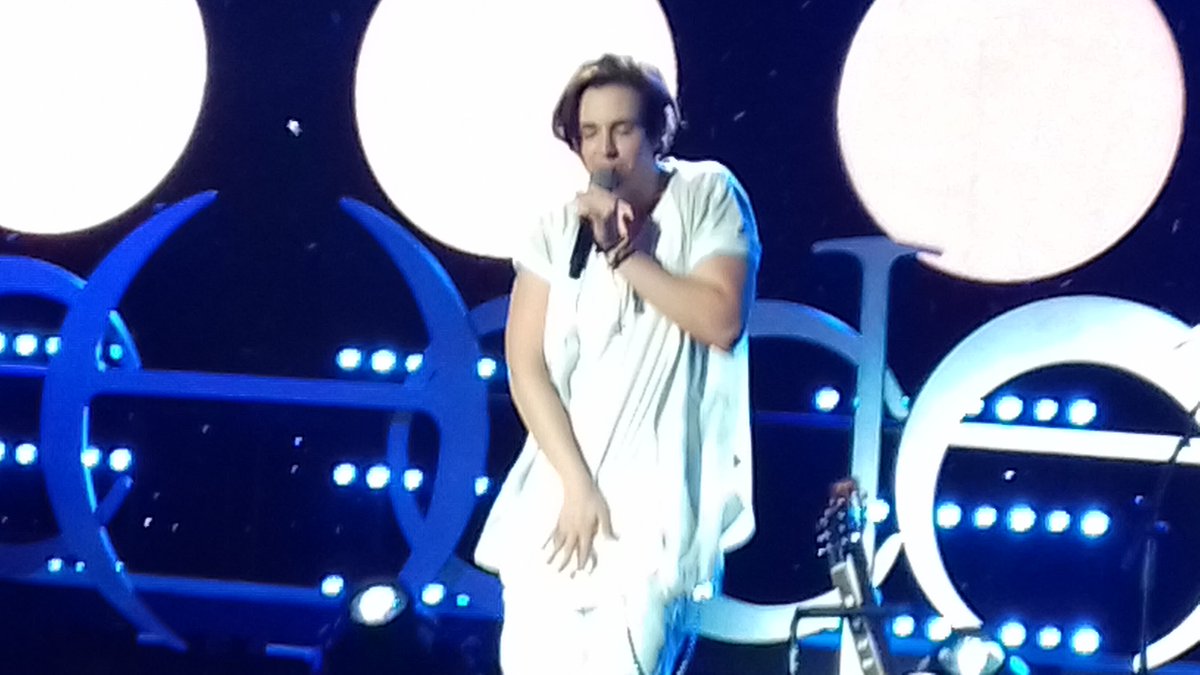 CttRenata's tweet photo. @educhociay sobre essa cena, precisei me purificar depois do DVD kkkk amo você 🙈♥ https://t.co/nam1Ob4y2x