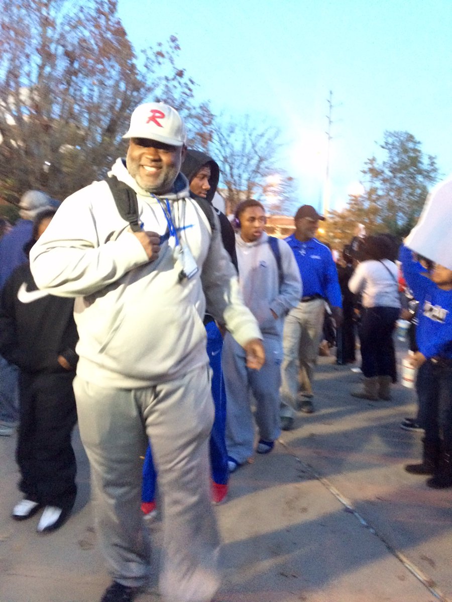 stu_mccann's tweet photo. #Ramsay faithful welcome Coach Nelson and the Rams to #Super7 #6AFinal #Blitz3340 @abc3340 https://t.co/stRao3f3a4