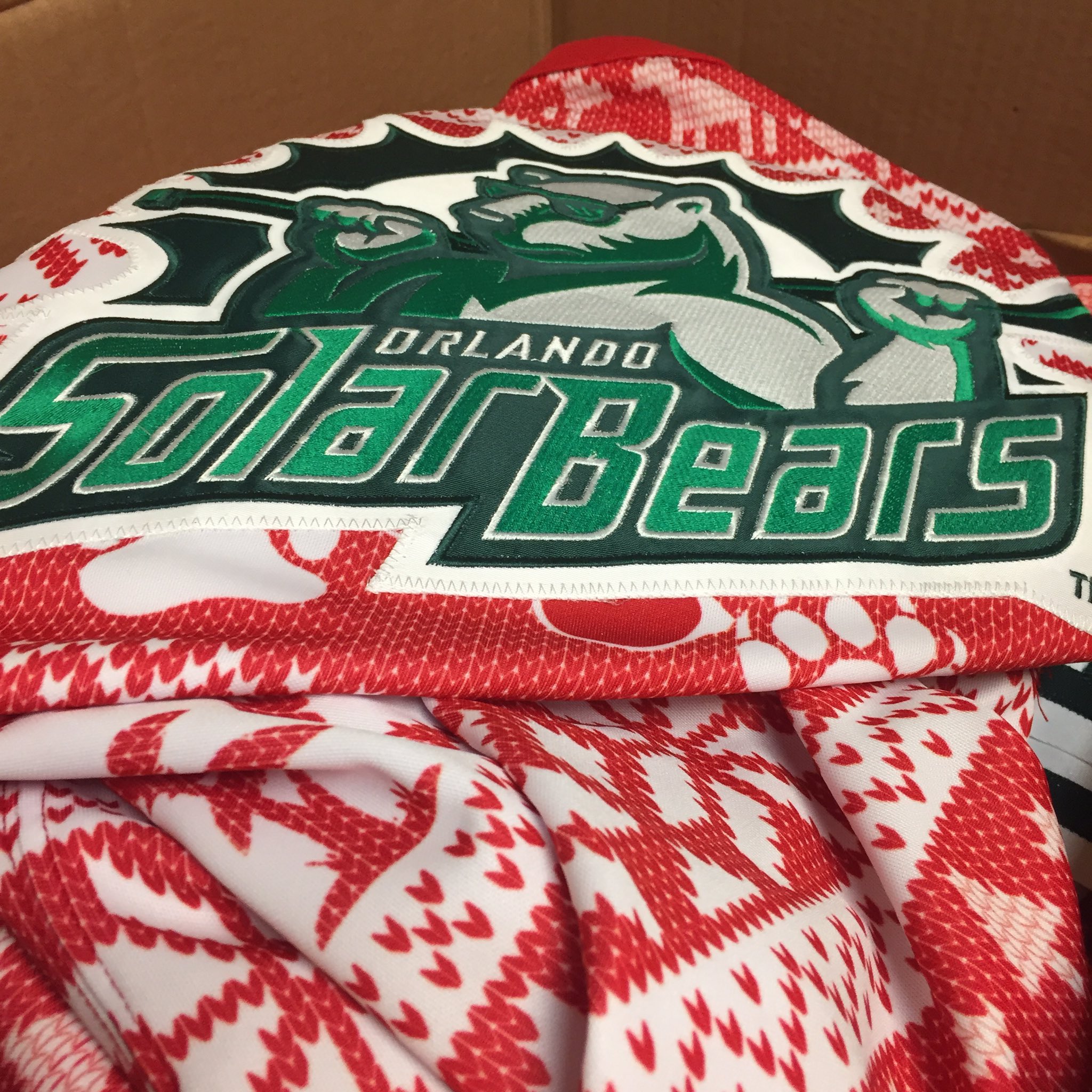 Pass or Fail: Are Florida Everblades' holiday jerseys worst of 2010?