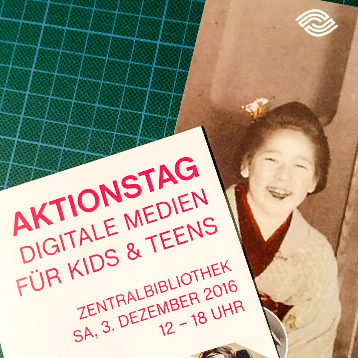 Da freut sich jemand auf den Medienaktionstag in der #Zentralbibliothek! Sa., 3.12., 12 - 18 Uhr.  buecherhallen.de/zentralbibliot… @Buecherhallen