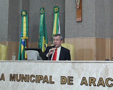 EquipeLula's tweet photo. Iran Barbosa, (PT/SE), é candidato à presidência da Câmara de Aracaju.
https://t.co/N3YpmDRZiN https://t.co/ocMkVpZXdh