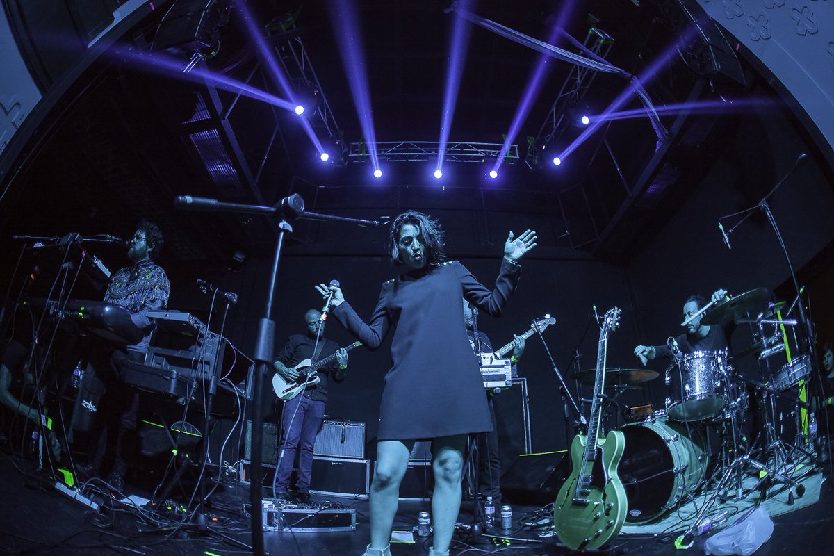 COMMUNIONmx's tweet photo. Fantasmas! Gracias por acompañarnos a la presentación de nuestro disco, fue una noche increíble. 
Foto por @nacorock https://t.co/jIyhzGxzOS