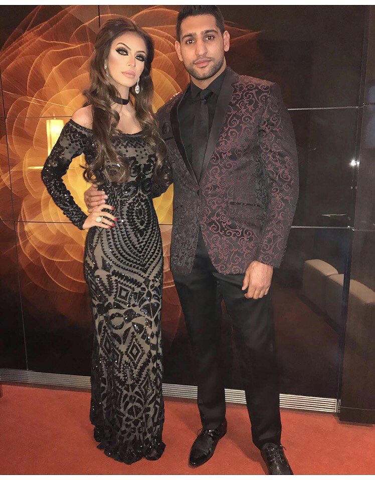amirkingkhan's tweet photo. With the wife @FaryalxMakhdoom at the Pakistan Achievement Awards. I won the Lifetime Achievement Award. 🏆 https://t.co/J2HgVoAG0I