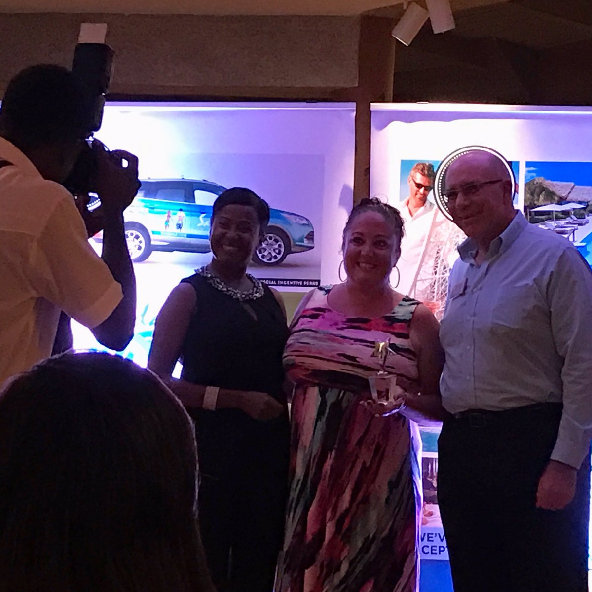 ParadisePlanner's tweet photo. Big congratulations to our Paradise Planner @KerriR910 for earning the Rising Star award at #SandalsStarAwards tonight! 🌟 Well deserved! https://t.co/yrNwJS28qw