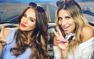 VickyPattison's tweet image. Who's excited for mine &amp;amp; my bestie @fernemccann's Italian Avdenture?!Coming to you all on the 5th, Monday night, at 10pm on @ITVBe!🍕😍🇮🇹🍝🍷✈️