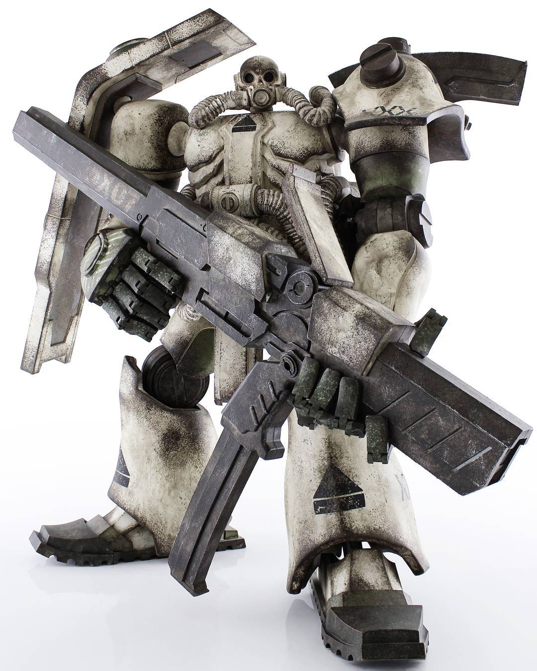 GUNDAM×ASHLEYWOOD Inspiration Model ZAKU