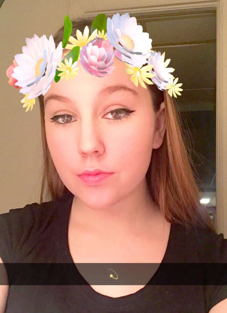 BREAKMYS0ULS's tweet photo. i barely post selfies so hi legends! https://t.co/N4lnAXxtQc