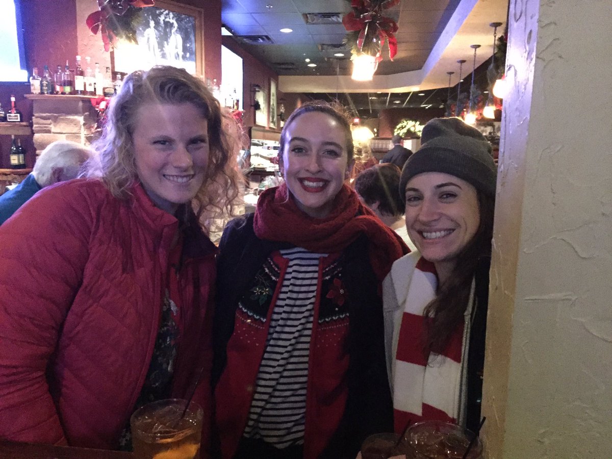 WiscRugbySC's tweet photo. MUR is providing traffic control for the Holiday Lights parade. Hats off to Elisa Becker for organizing the ruggers. Happy Holidays to all! https://t.co/4538baGmjV