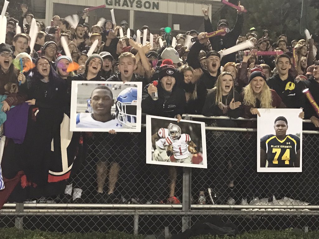 WSBTVsports's tweet photo. It's kickoff at our #GOTW - @MillCreekHawk vs. @GraysonHSSports The battle is on to play in the dome! #SZon2 https://t.co/QlzLzIFsxK