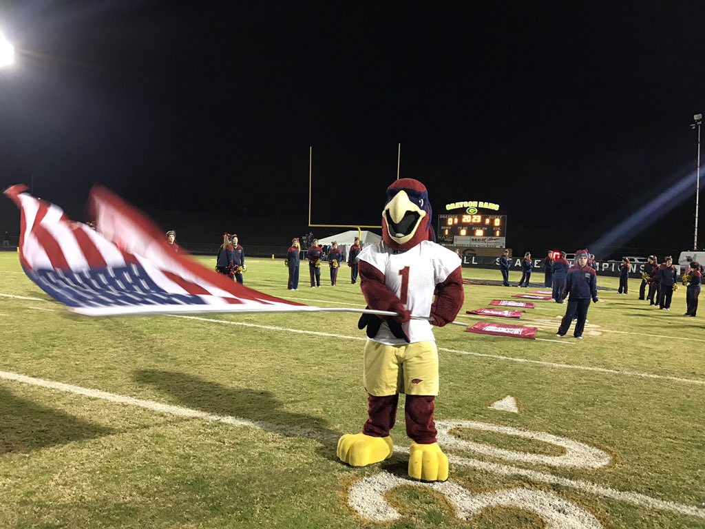 WSBTVsports's tweet photo. It's kickoff at our #GOTW - @MillCreekHawk vs. @GraysonHSSports The battle is on to play in the dome! #SZon2 https://t.co/QlzLzIFsxK