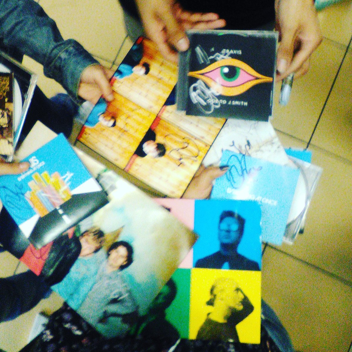 beatlesforeva's tweet photo. UN MES DE ESTO, REPITO, UN MES.
HOW
HOOOOOW 😭😭💔
#TravisEnLima https://t.co/NbIQp7dwgK
