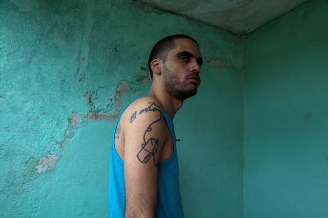 Cuban artist 'El Sexto' goes on hunger strike fw.to/wUKgDnY https://t.co/typt5a3BJB