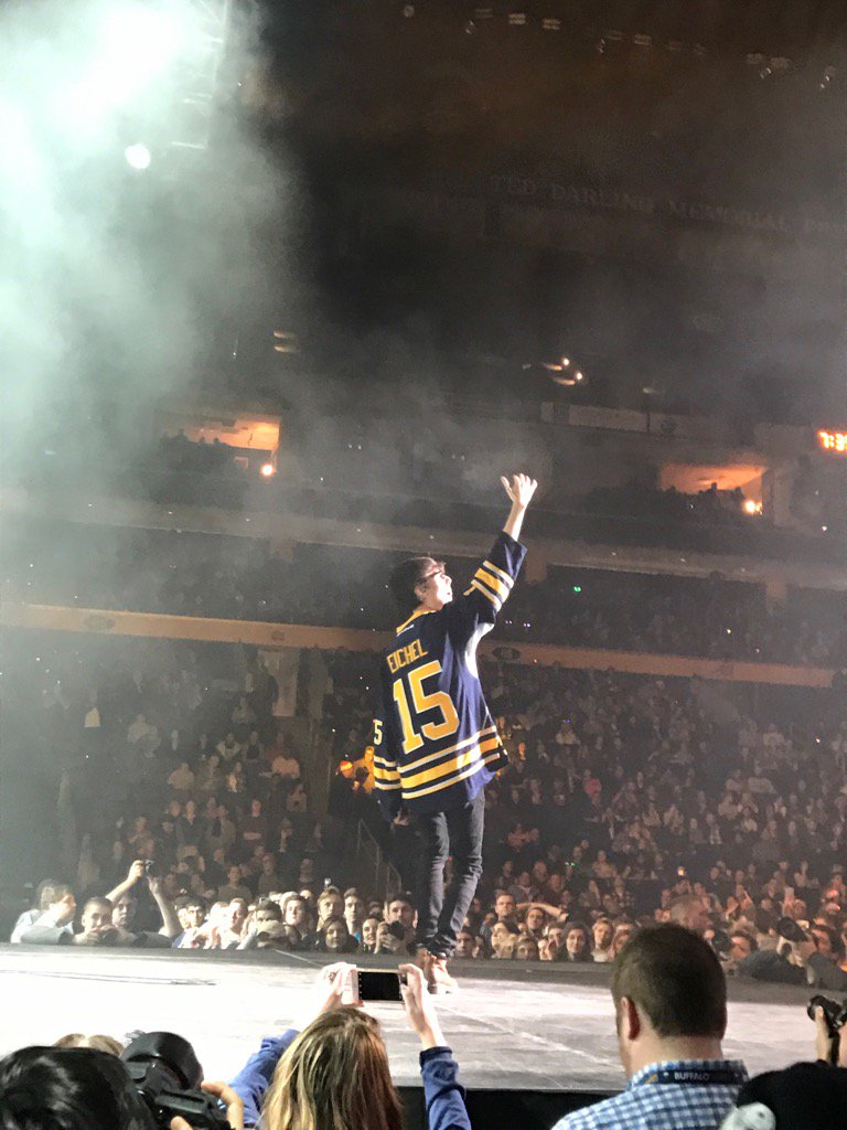 ThatBuffaloGuy's tweet photo. #TKBC16 #JoyWave @Altbuffalo https://t.co/SHG7VWze4R